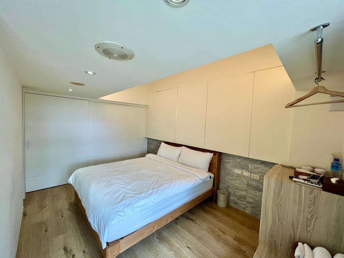 松語墅溫泉居 Pine Hot Spring Bed and Breakfast Jiaoxi Buitenkant foto